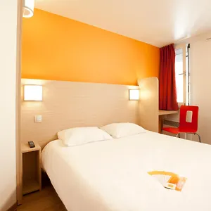 Premiere Classe Sesquières Hotel